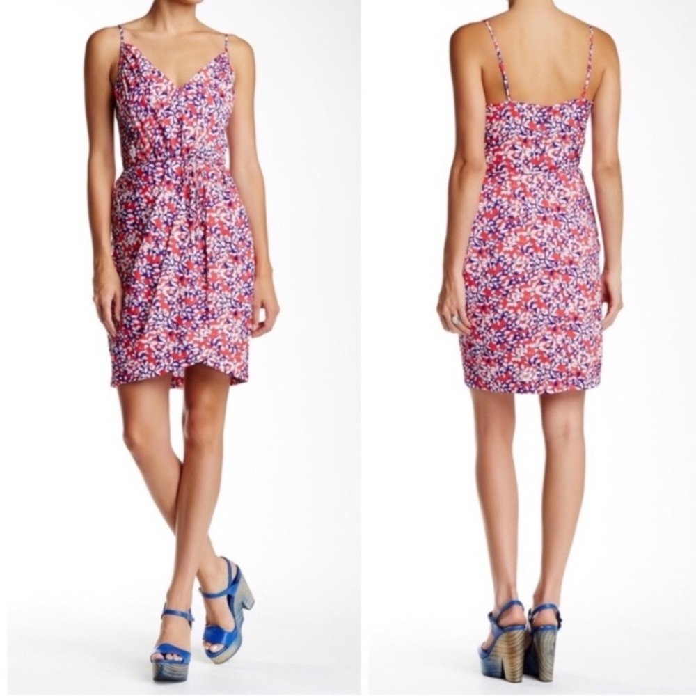 Yumi Kim Strappy Floral Dress. Size XS. Red, Blue, White. Tulip Mini Dress.